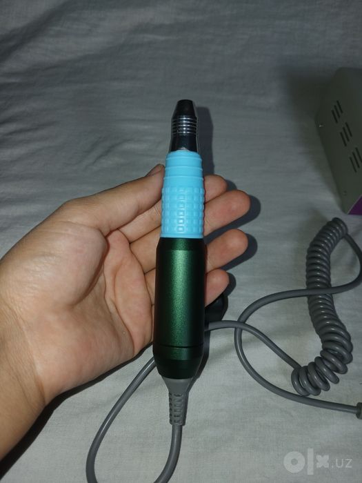 Professional manikyur pedikyur apparat