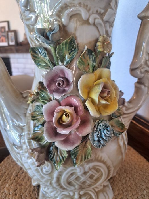 Capodimonte-огромна кана