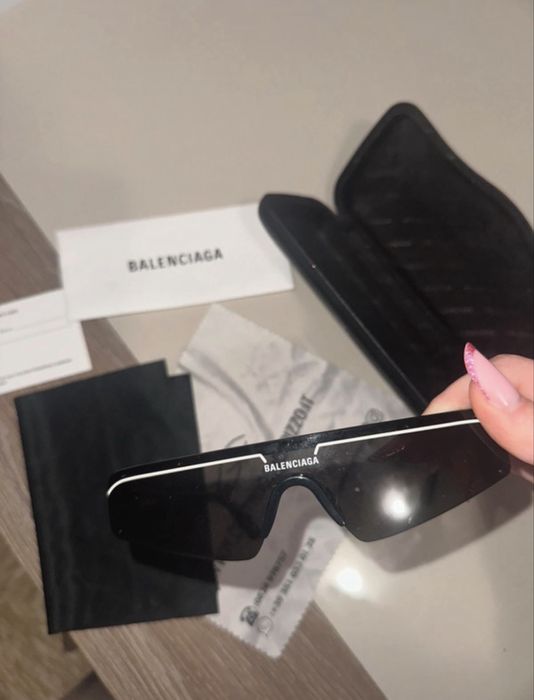 Ochelari de soare Balenciaga