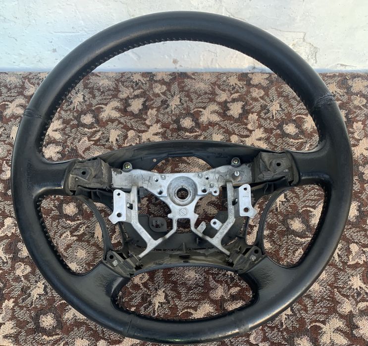 продам руль  крузак 100