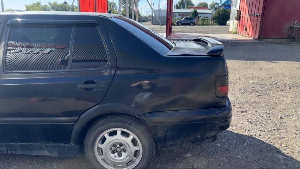 Продам Volkswagen Vento 1992г