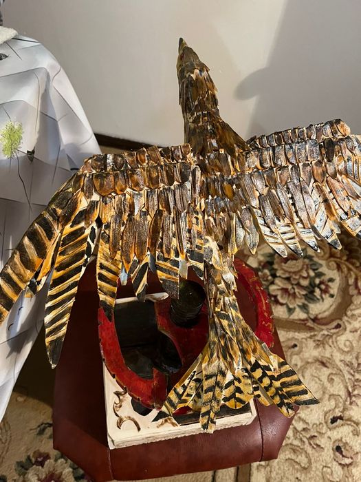 Скульптура с дерева