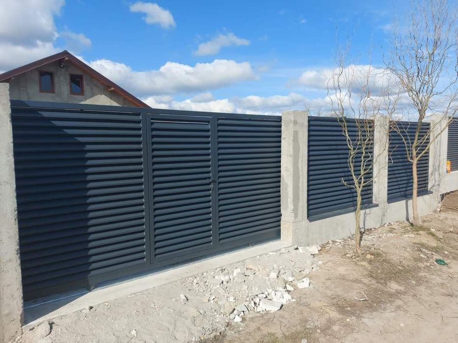 Garduri din sipca metalica, panouri stil jaluzele, tabla cutata, plasă