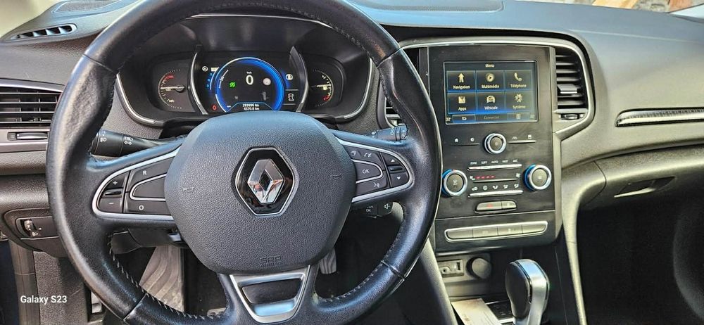 Renault Megane IV dCi 110 cp-EDC ,automată