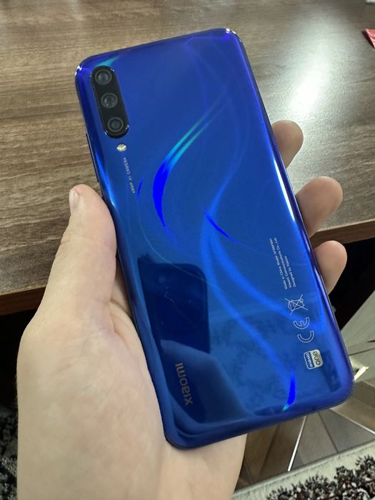 Mi A3 128 gb синего цвета