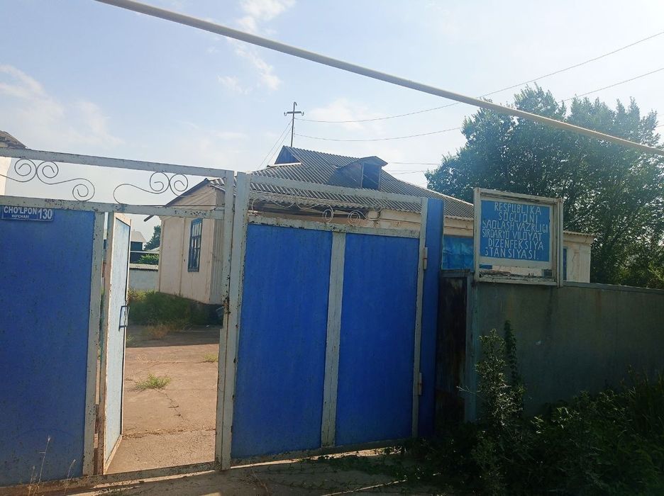 Сирдарёда 13 сотих 6 хонали нежилой