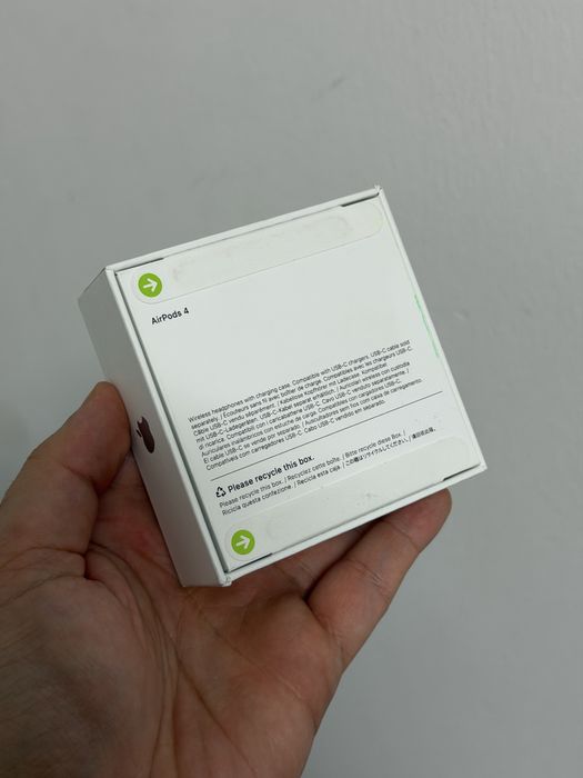 AirPods 4 - Noi SIGILATE