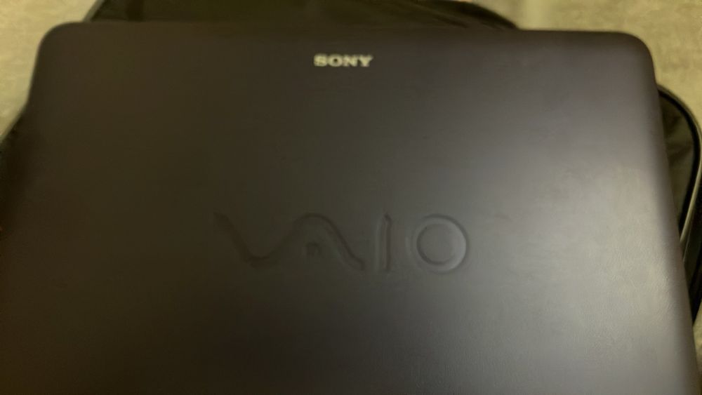 Лаптоп Sony Vaio