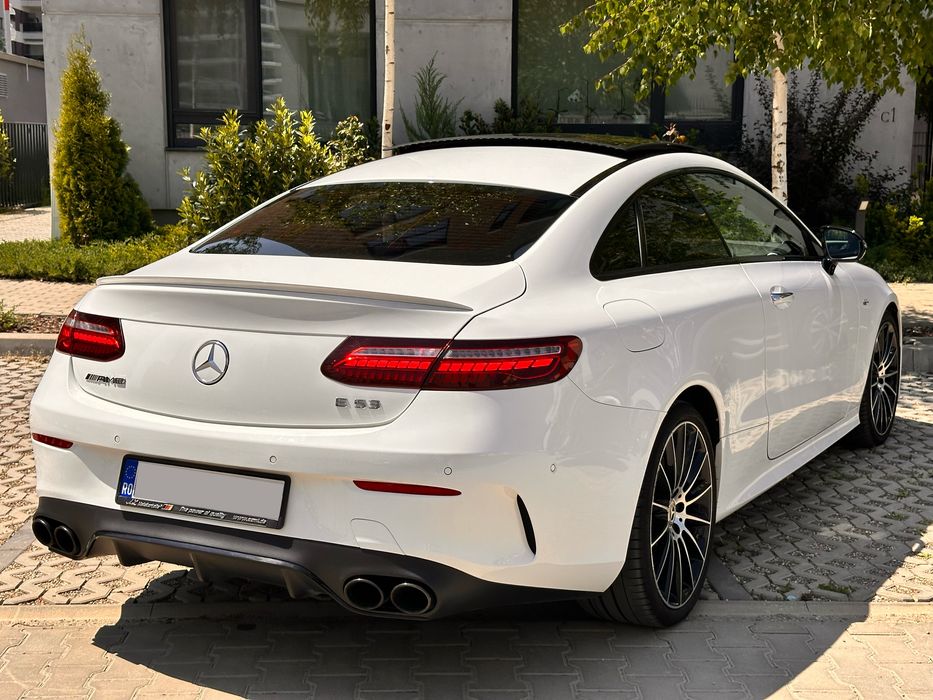 Mercedes-Benz E53 AMG Coupe 4Matic + Burmester/ Trapa / Head Up Display