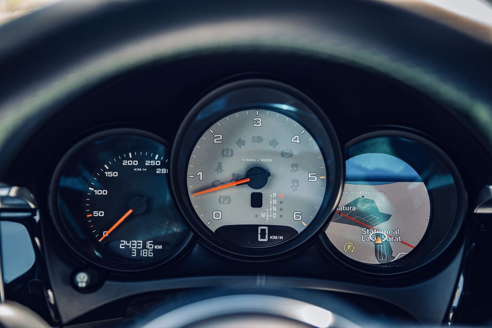 VAND SCHIMB Porsche Macan 3.0 diesel euro6 2015proprietar