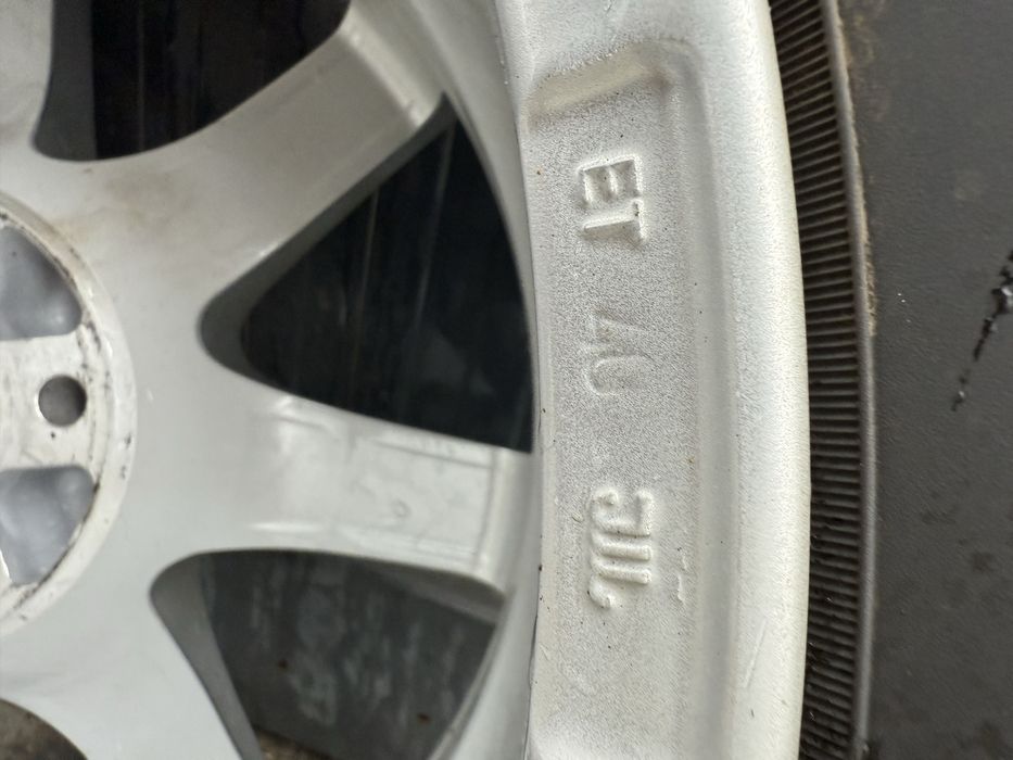 Vw Audi 5/112 Зимни 225/55/17 Дот 22г-600лв