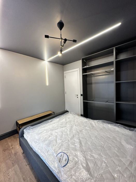 Продава се Двустаен апартамент в София, Красно село - 69 кв.м за 2537 €/кв.м - Снимка #6