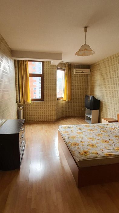 Дава се под наем Двустаен апартамент в София, Лагера - 74 кв.м за 440 € - Снимка #3