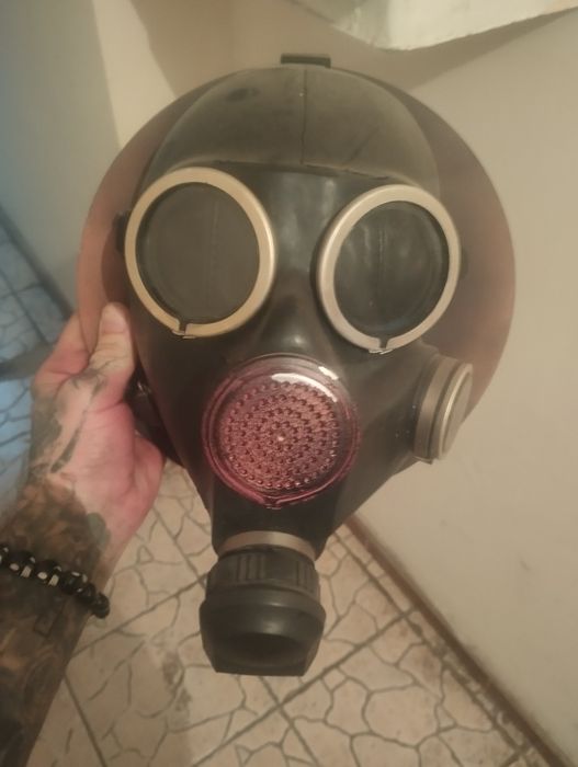 Инсталляция Сталкер