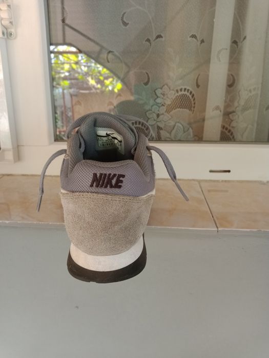 Nike Nike Nike  in stare excelenta!!  9/10