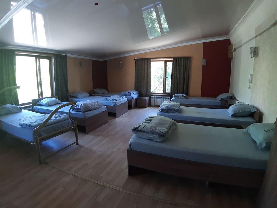 Квартира, Гостиница, хостел, койко-место: 2 500 тг. - Хостелы и койко ...