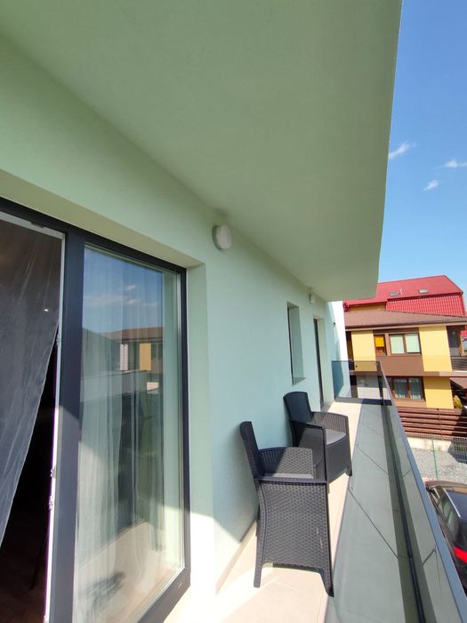 De inchiriat  apartament  cu 2 camere, parcare, full dotat