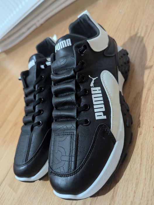 Adidași Puma Noi