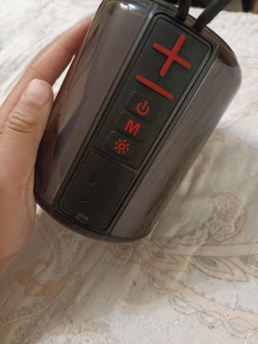 Колонка нор   звук хороший