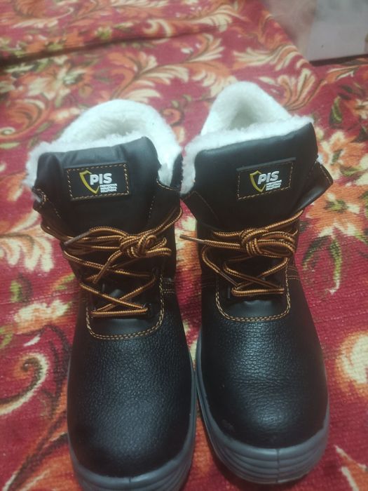 Спецодежда и обувь