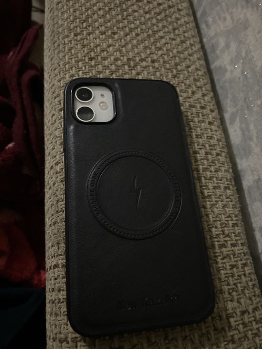 Айфон 11  белый 128гб