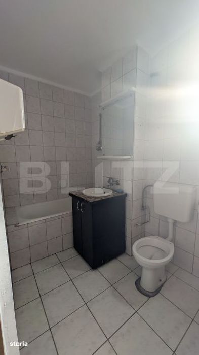 Apartament 4 camere, 1986, zona Republicii, 86.19 mp