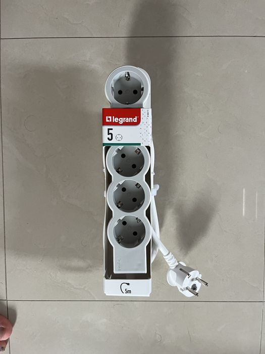 Prelungitor 5 prinze cu cablu de 5m legrand