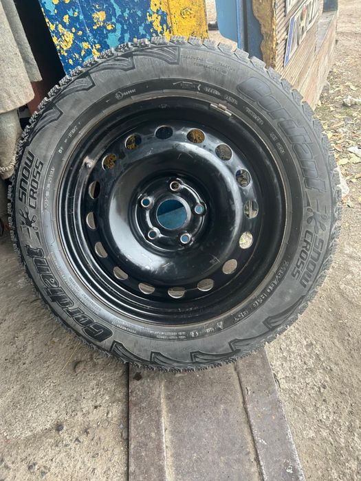 Продам зимние шины с дисками R16