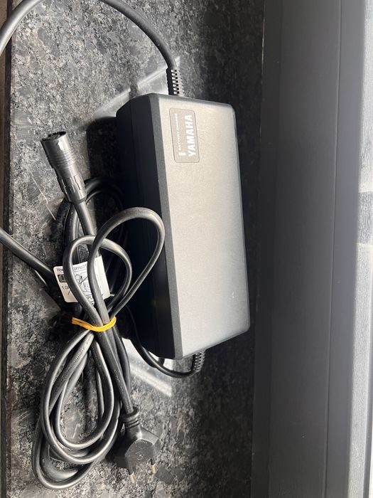 Incarcator Bicicleta electrica YAMAHA 4 pini