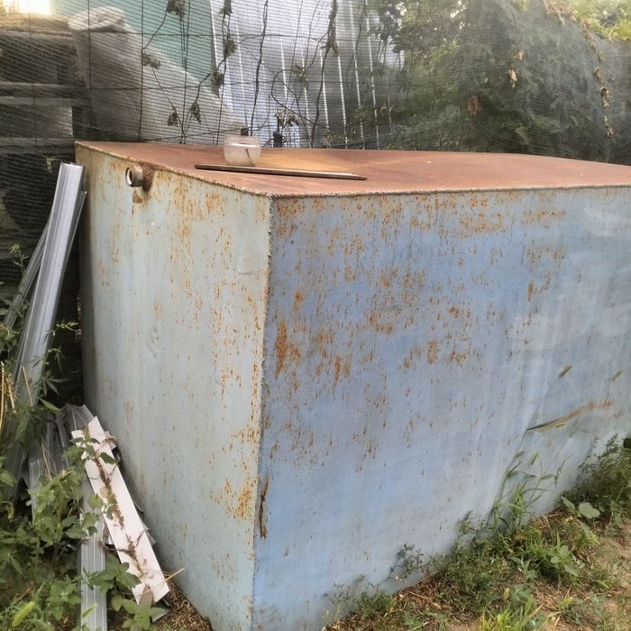 Продам бак самовывоз