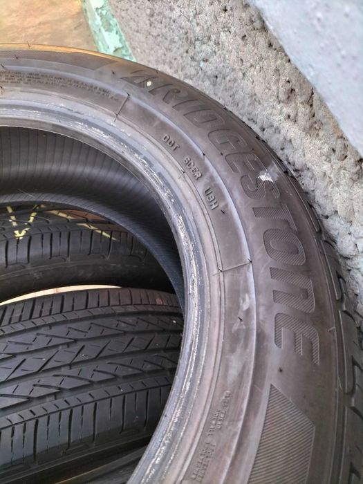 Set 215 60 17 Vara- Bridgestone- Duster