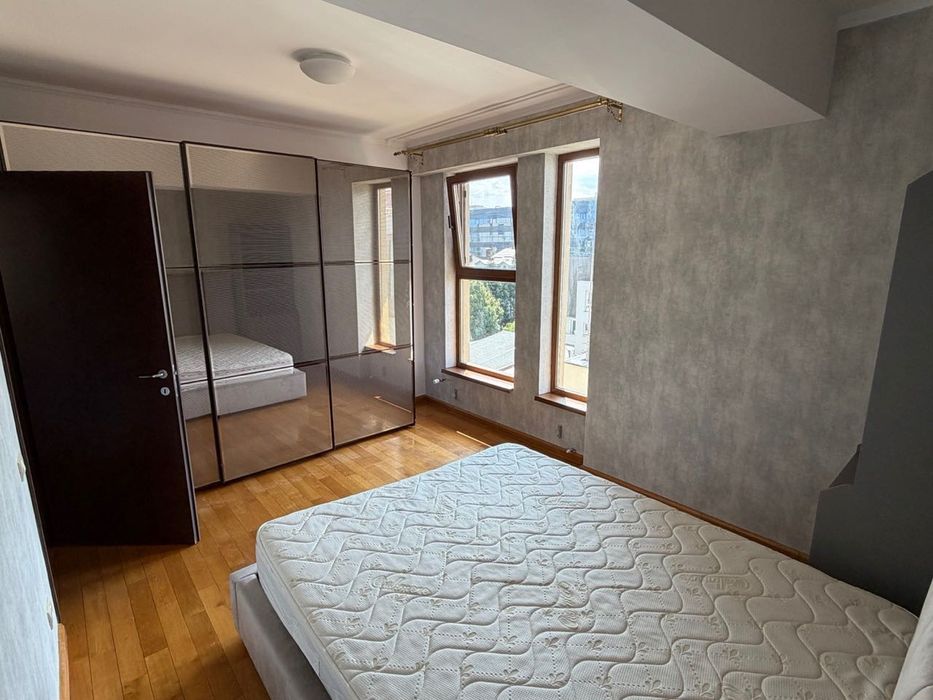 Apartment 3/4 camere Herastrau, proprietar