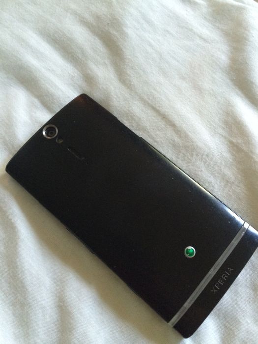 Продам телефон Sony Experia, Iphone 4S, 5S, 6S