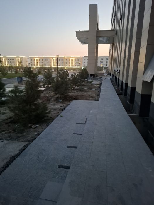 Izvestnyak korka granit Miramir tabiiy toshlari sotiladi