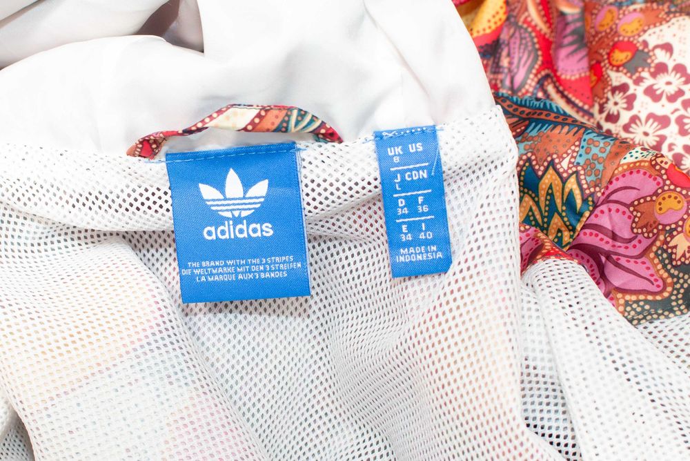Adidas Farm Fugiprabli дамско яке за бягане флорално с качулка ветровка S