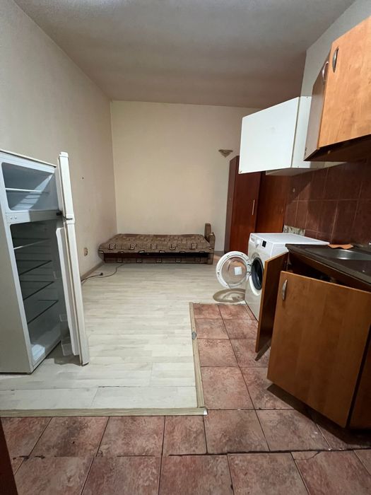 Garsoniera zona Bularga 900 lei