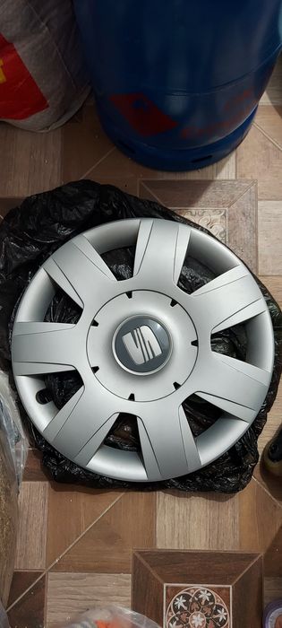 Capac Seat 15 original, în stare f buna.