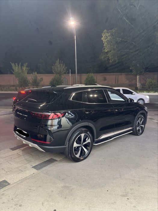 Byd song plus flagship