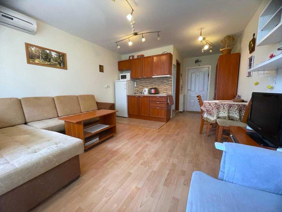 Продава се Едностаен апартамент в Свети Влас - 40 кв.м за 1073 €/кв.м - Снимка #2