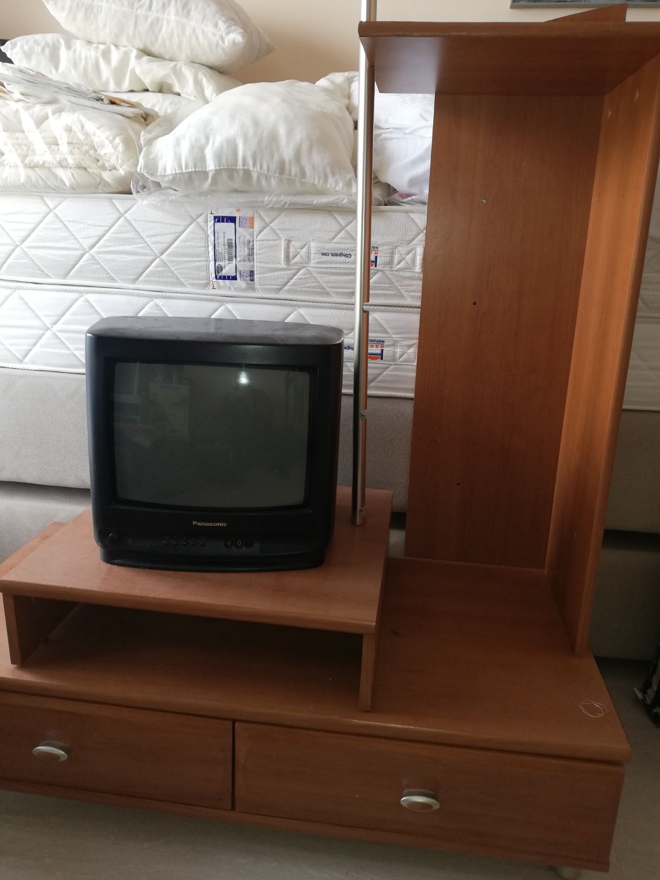 Шкаф за телевизор гр. Приморско • OLX.bg