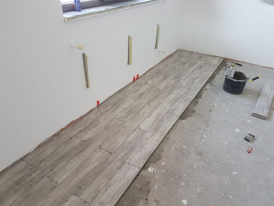 Particular execut lucrari.