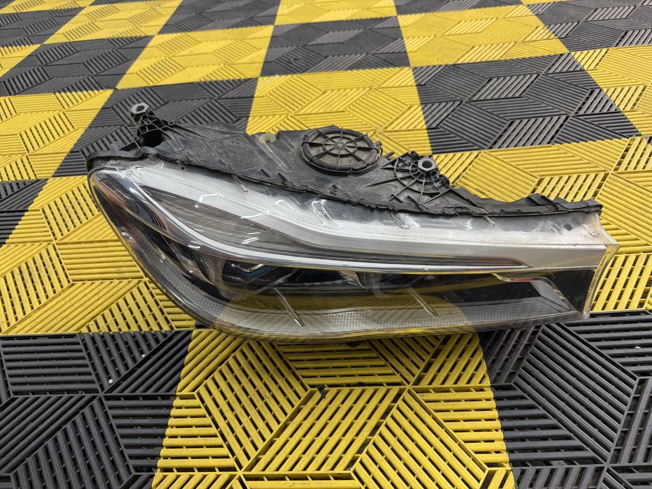 Far laser bmw G11 G12 2016 2020 far dreapta laser bmw G