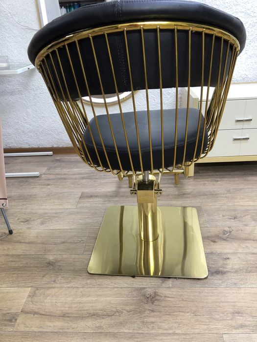 Кресло парикмахерское 60000т