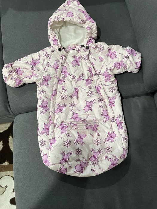 Продам комбинезоны детские