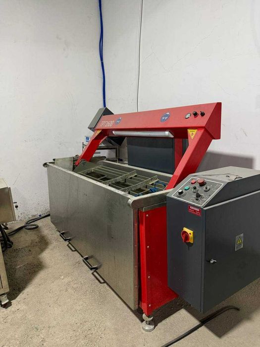 Продаётся стенд для опрессовки головок блока цилиндров