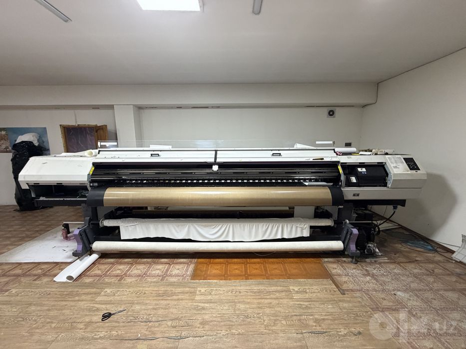 Широкоформатный УФ принтер MIMAKI 3.20 метров UV pechat printer
