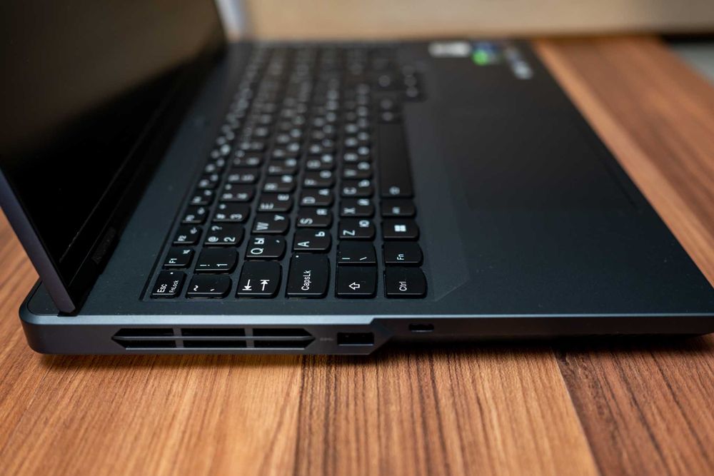 Lenovo Legion Pro 5 16IRX8 | i7-13700HX | RTX 4060 | 32GB | 1TB SSD