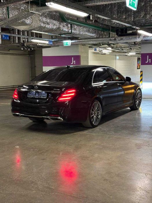 Mercedes-Benz S560 long