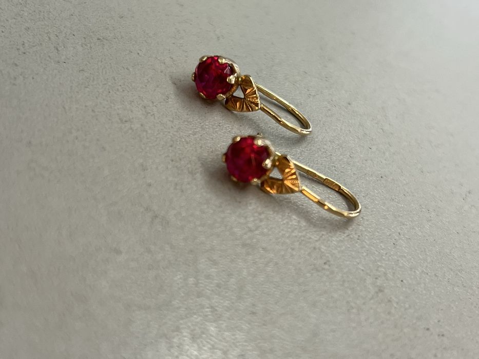 Золотые серьги 583