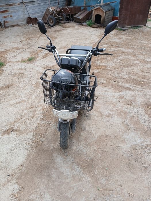 Продам электро мопед хорошом состояние